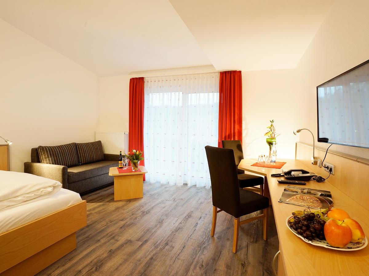 Hotel Gasthof Zum Biber Motten Exterior foto