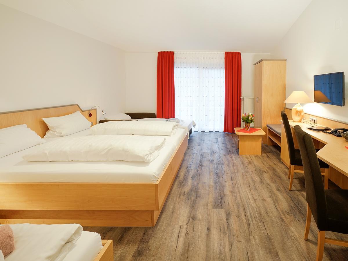 Hotel Gasthof Zum Biber Motten Exterior foto