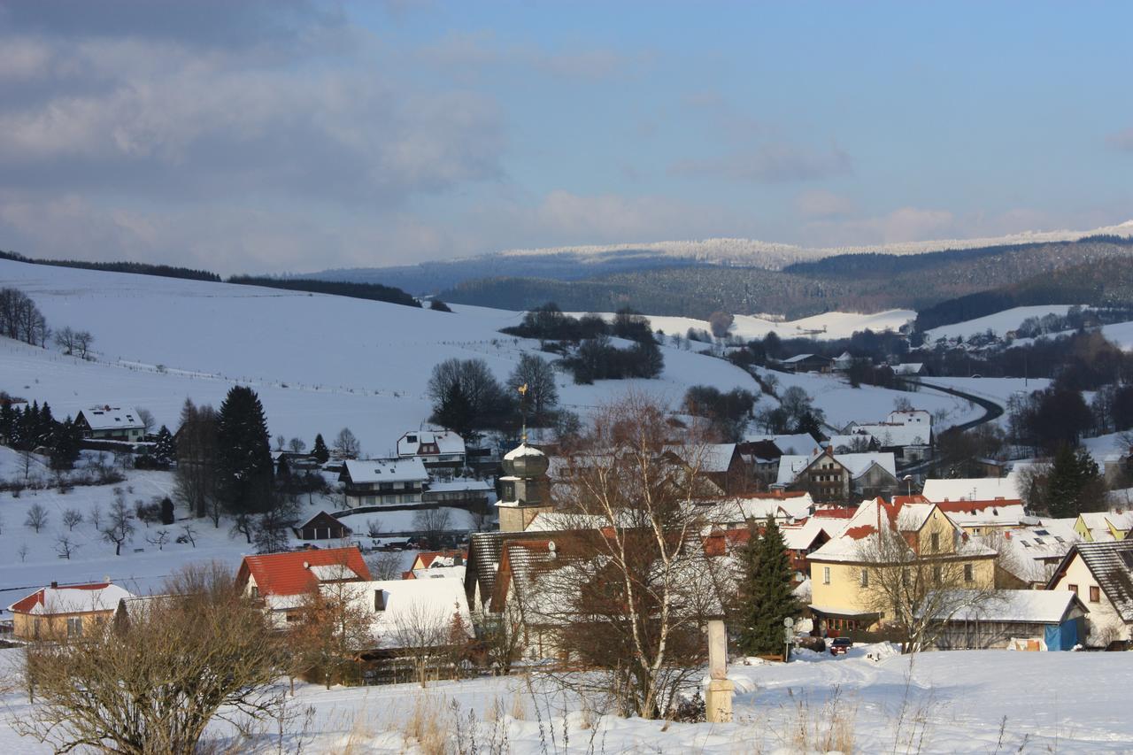 Hotel Gasthof Zum Biber Motten Exterior foto
