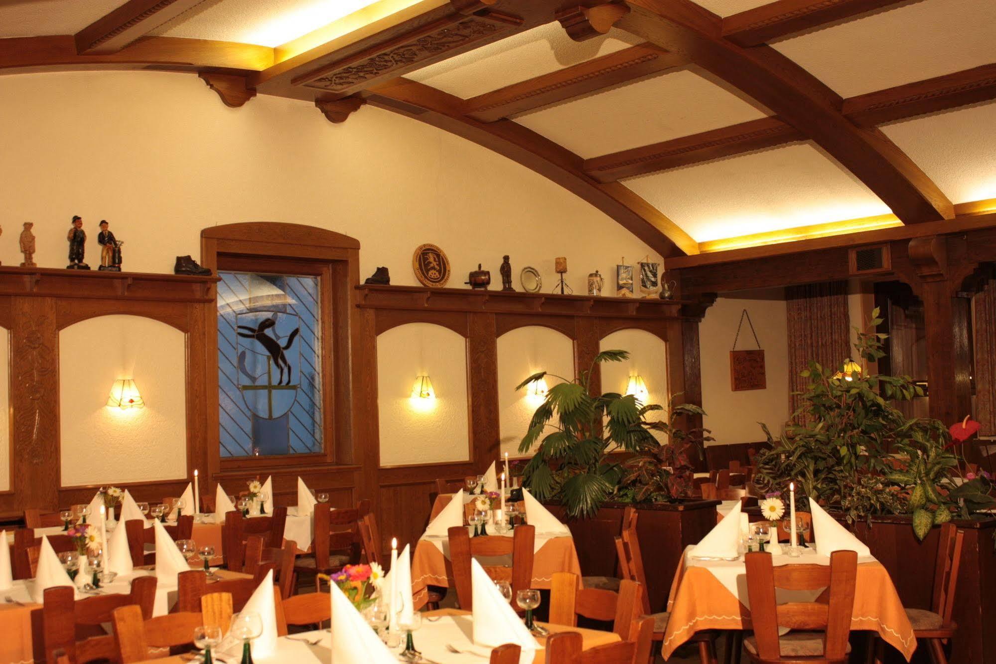 Hotel Gasthof Zum Biber Motten Exterior foto