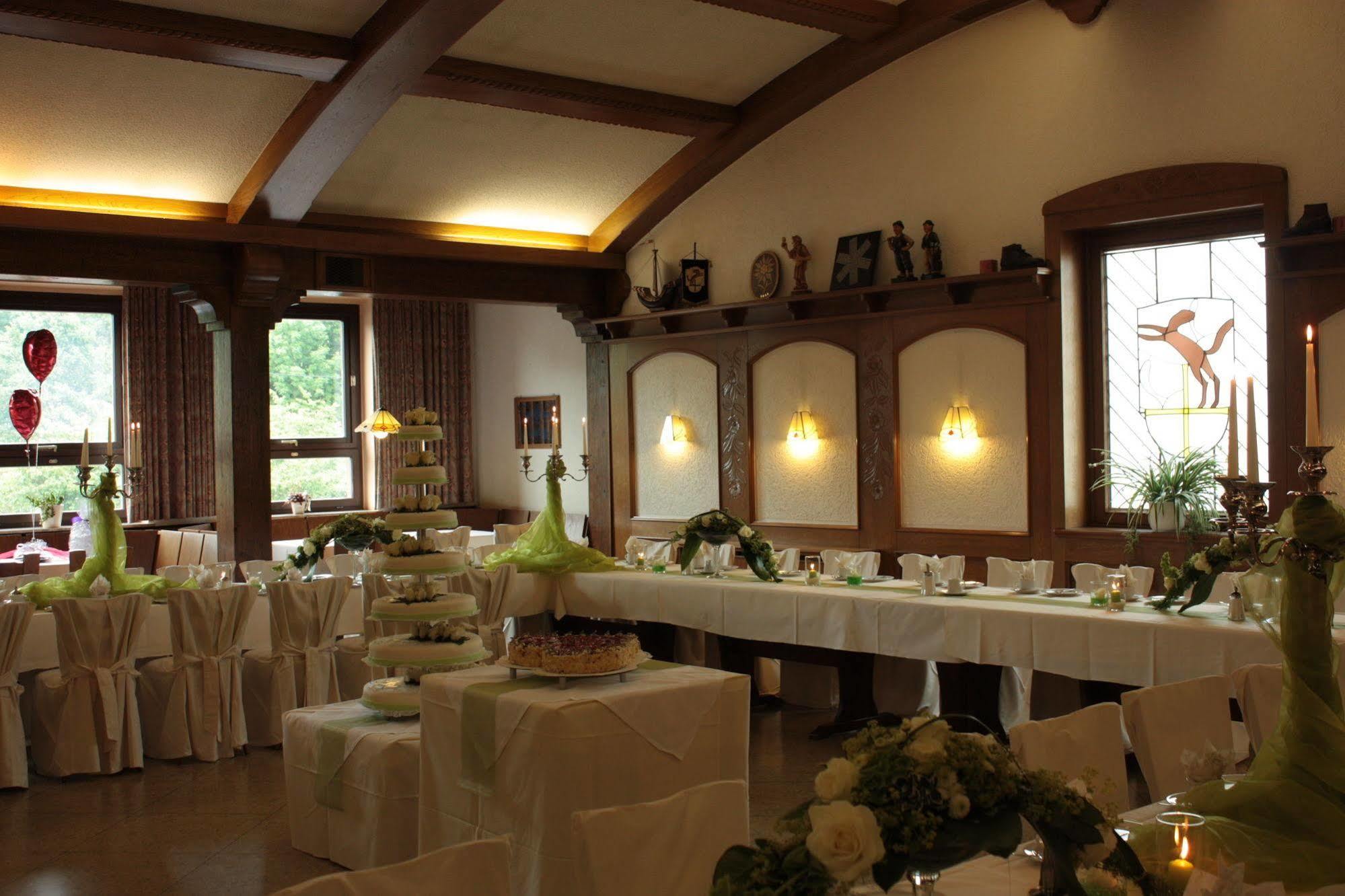 Hotel Gasthof Zum Biber Motten Exterior foto