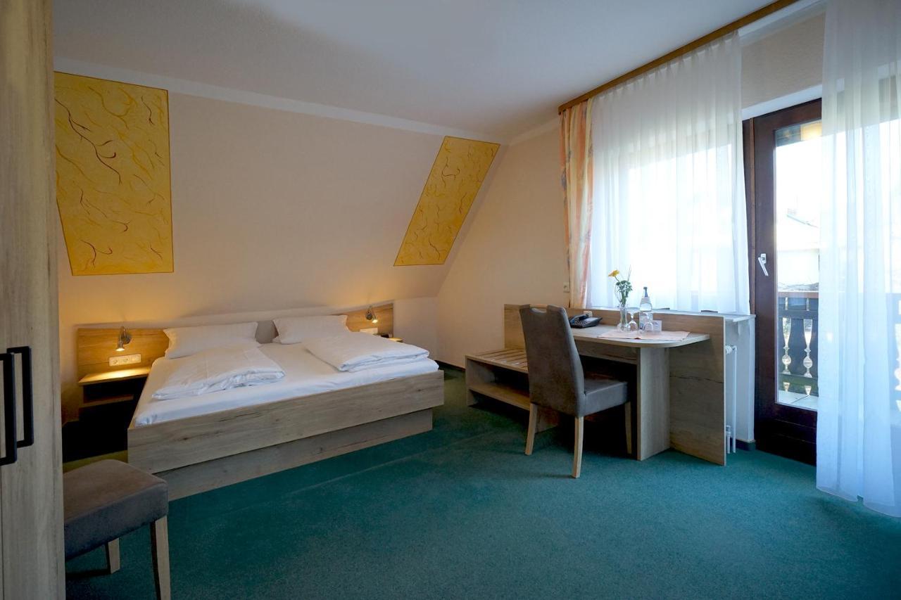 Hotel Gasthof Zum Biber Motten Exterior foto